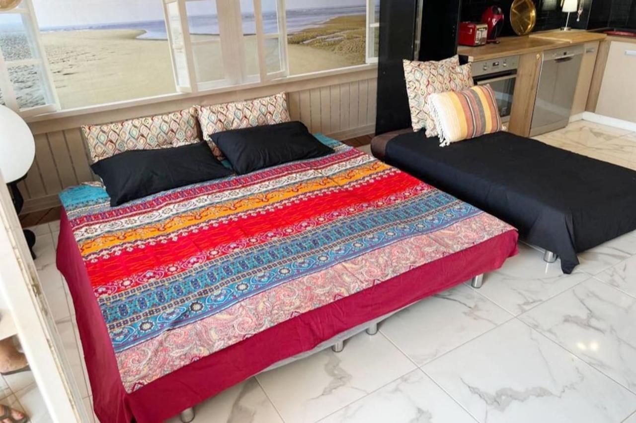 Wohnung Mit Direktem Meerzugang Торваяника Экстерьер фото