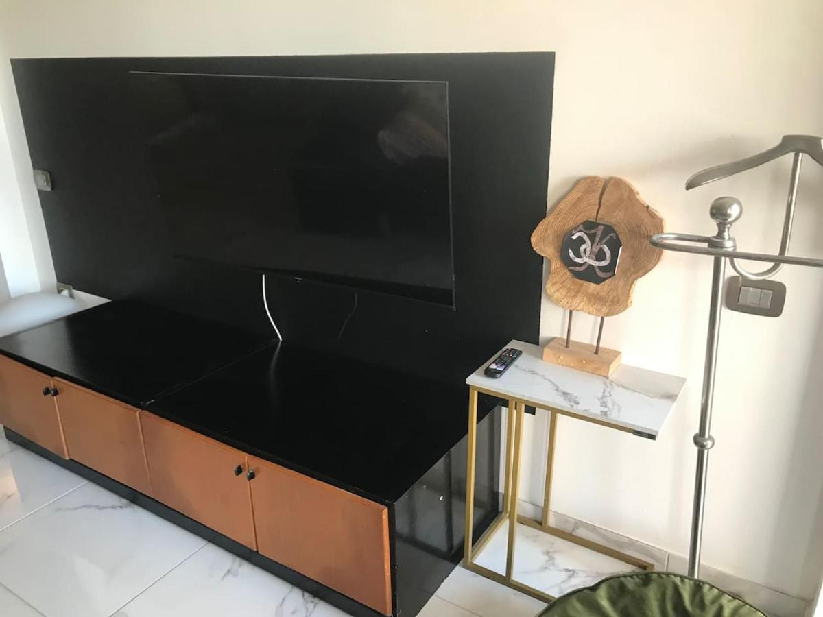 Wohnung Mit Direktem Meerzugang Торваяника Экстерьер фото